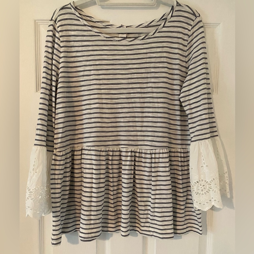 Carlson White Blouse w/ Navy Stripes and full Cut-out Lace 3/4 Sleeve, Medium